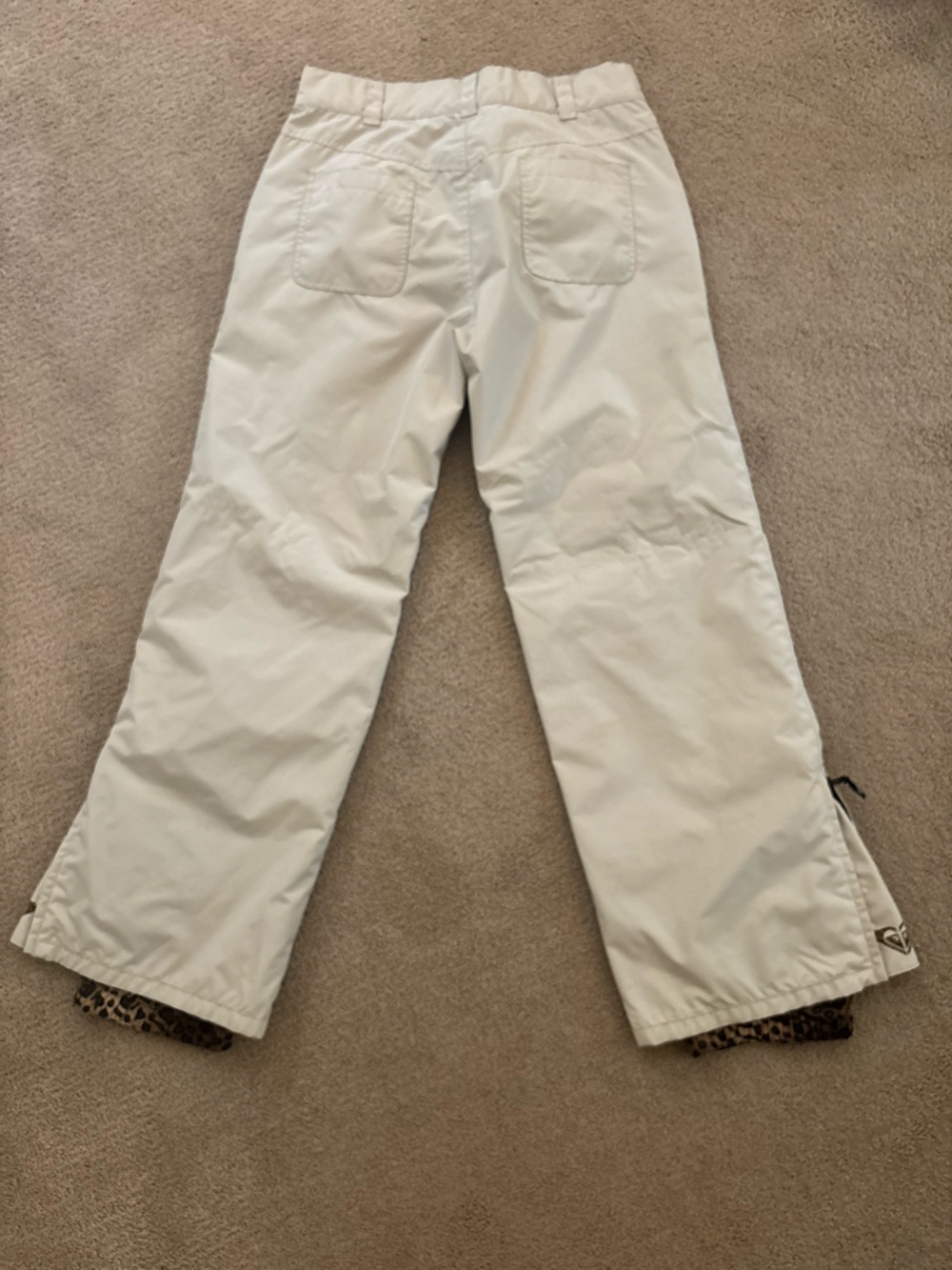 Roxy Women’s Light Tan Snowboard Ski Snow Pants Size M Leopard Print Y2K